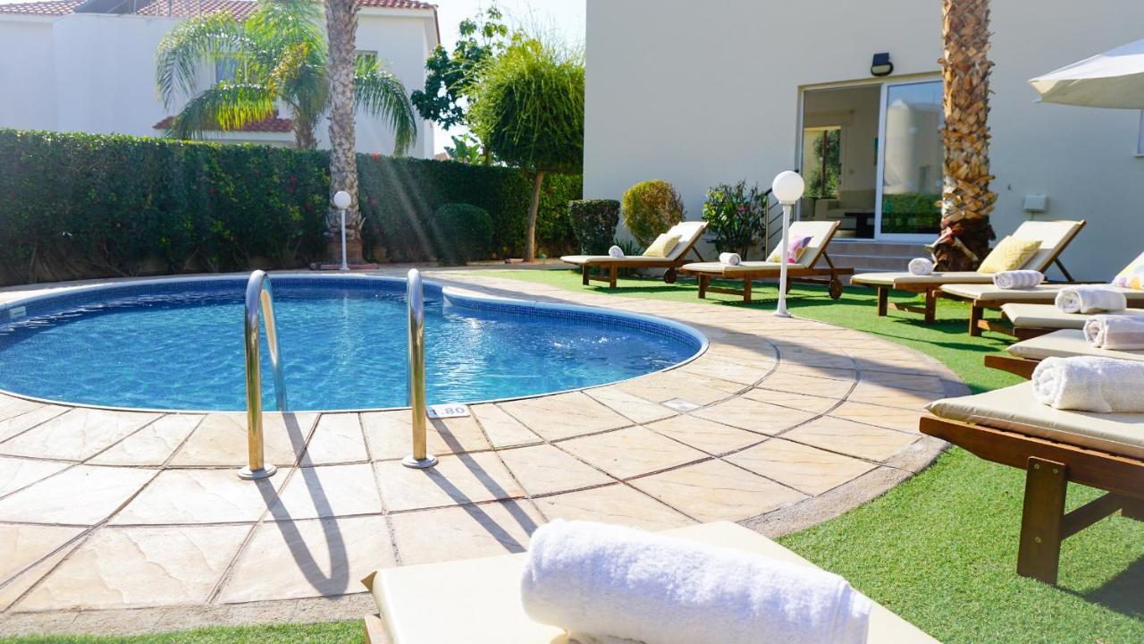 Villa Oasis By Ezoria Villas كورال باي المظهر الخارجي الصورة