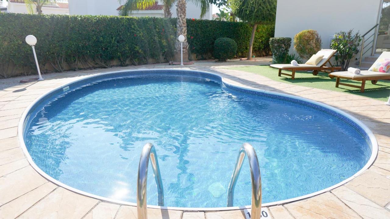 Villa Oasis By Ezoria Villas كورال باي المظهر الخارجي الصورة