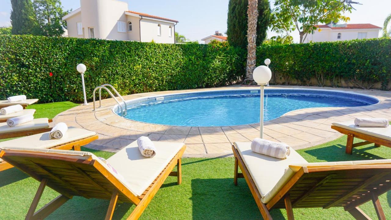 Villa Oasis By Ezoria Villas كورال باي المظهر الخارجي الصورة